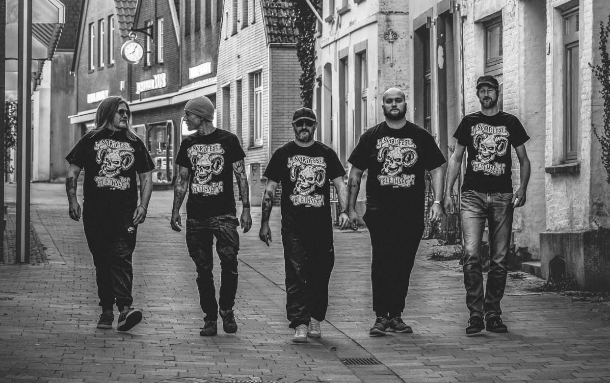 Band photo of Breaking Resistance